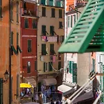 Macaia Village Life With Ac #2 3* Vernazza